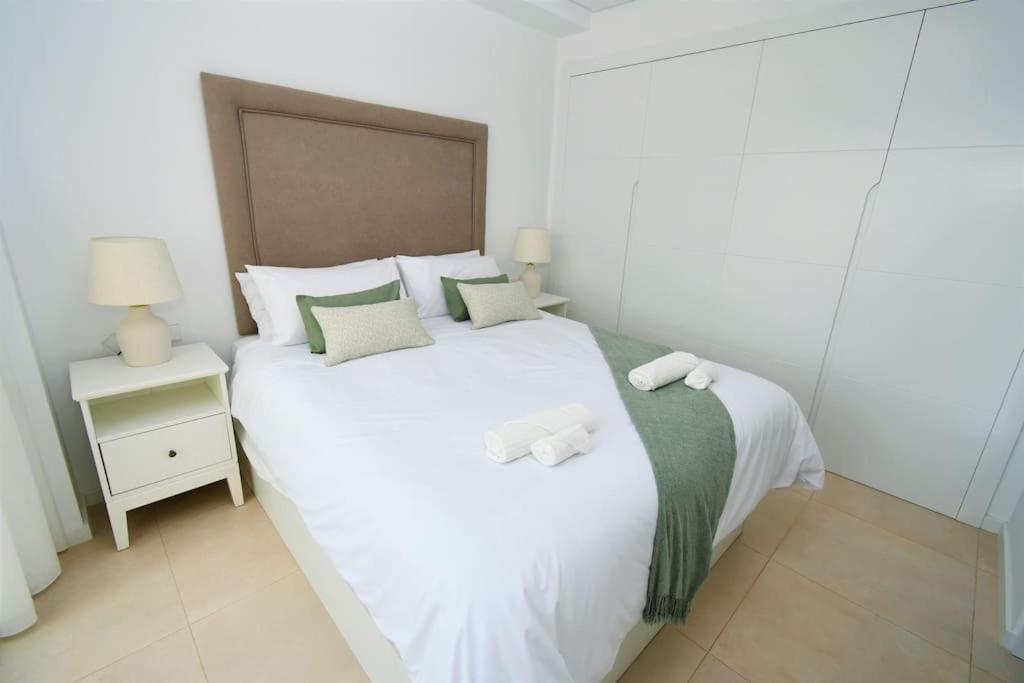 Apartament Casa Kerr - Luxury Apt - Sleeps 9 - Los Boliches Malaga Zewnętrze zdjęcie