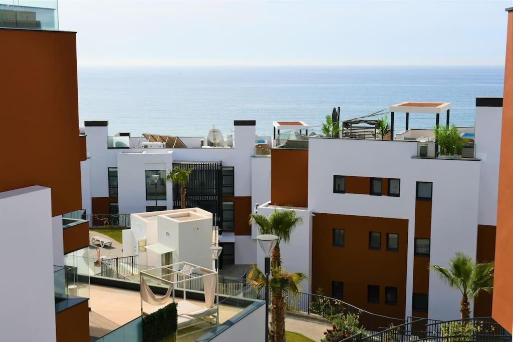 Apartament Casa Kerr - Luxury Apt - Sleeps 9 - Los Boliches Malaga Zewnętrze zdjęcie
